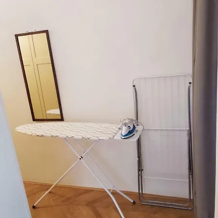 Real Charles Bridge Apartment. Apartman *